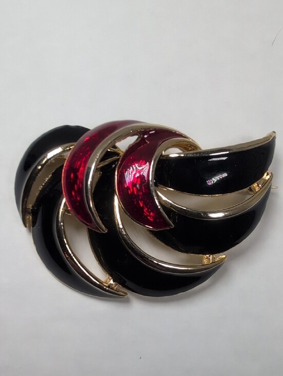 Jewelry - Vintage Modernist Crescent Statement Brooch